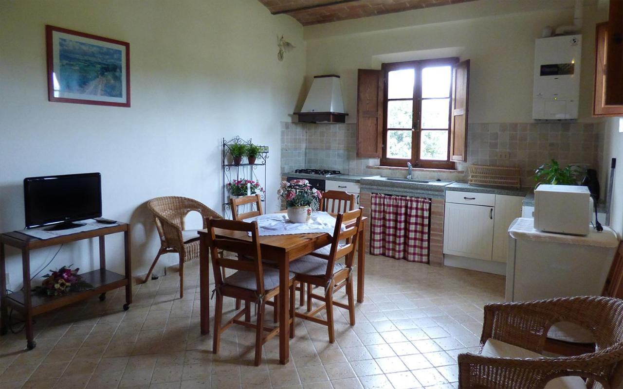 Agriturismo San Fabio 卡斯德尔诺沃贝拉登卡 外观 照片